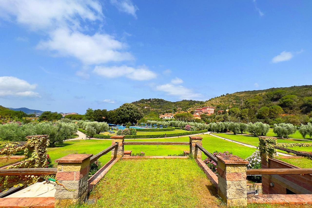 Vila Bilocale Sant'Anna Vicolo Del Mughetto Exteriér fotografie